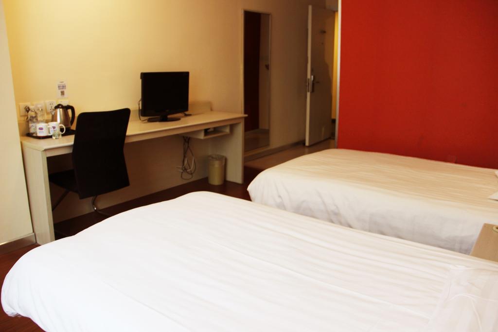 Hanting Express Changsha Middle Of Furong Road Xiangchun Road Kamer foto