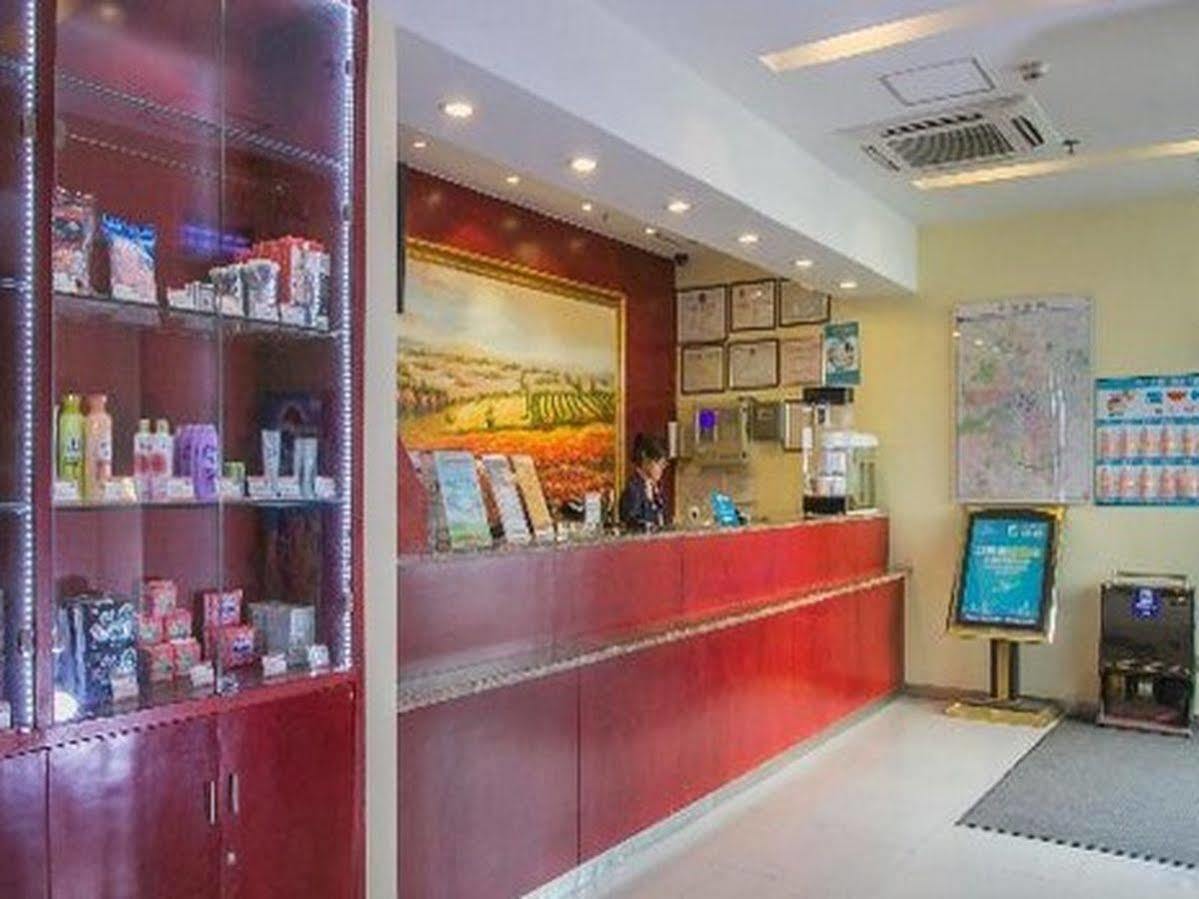 Hanting Express Changsha Middle Of Furong Road Xiangchun Road Buitenkant foto